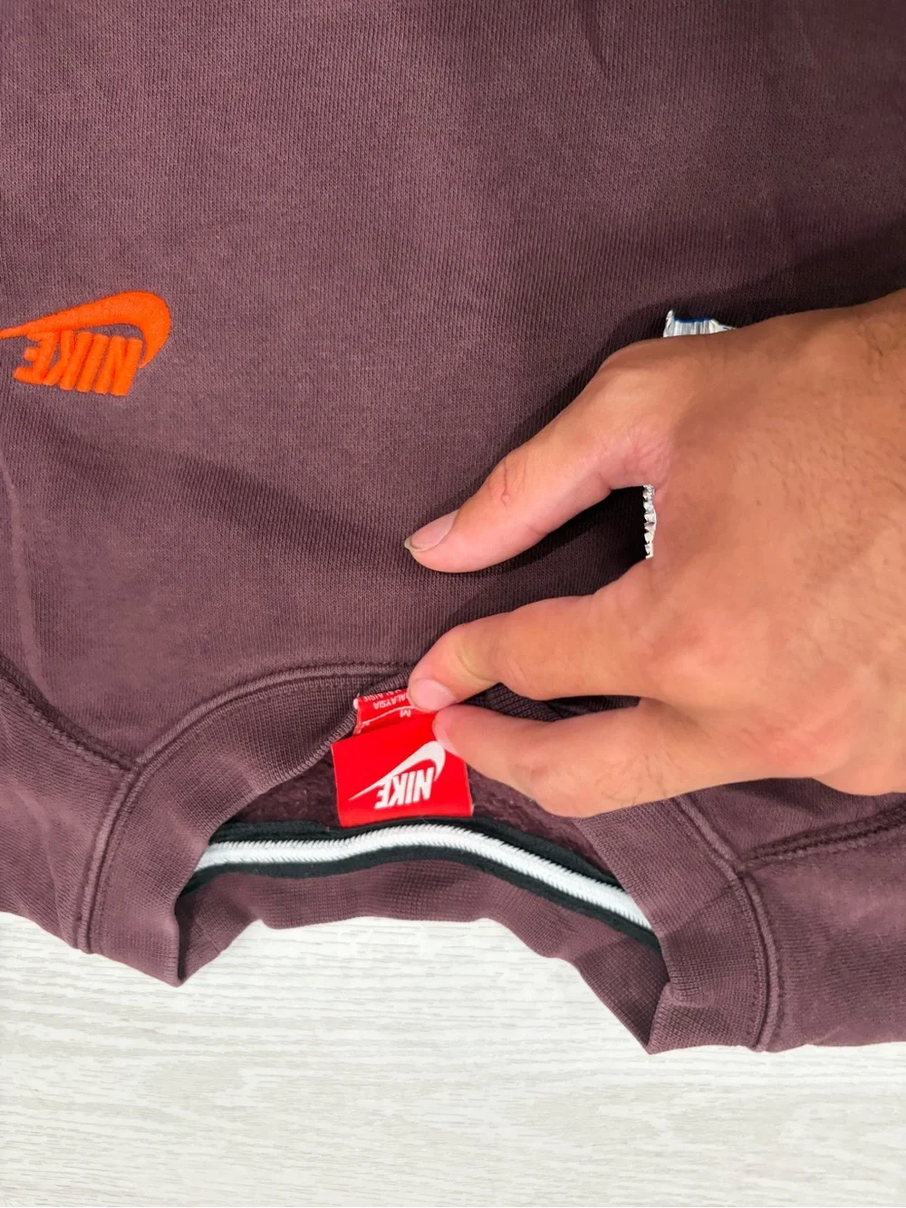 Nike Men’s Crewneck Sweatshirt in Dark Maroon with Orange Swoosh SIZE M
